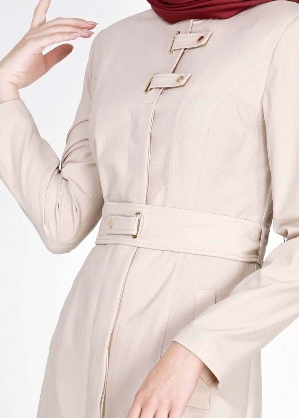 Tesettür giyim BEJ ZIMBA KEMER DETAYLI PARDESÜ 1508-2