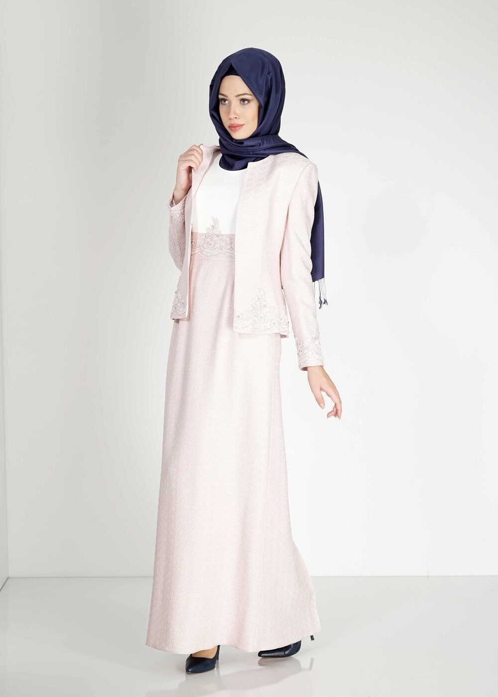 Tesettür giyim PUDRA NAKIŞ DETAYLI JAKAR İKİLİ ELBİSELİ TAKIM 3121