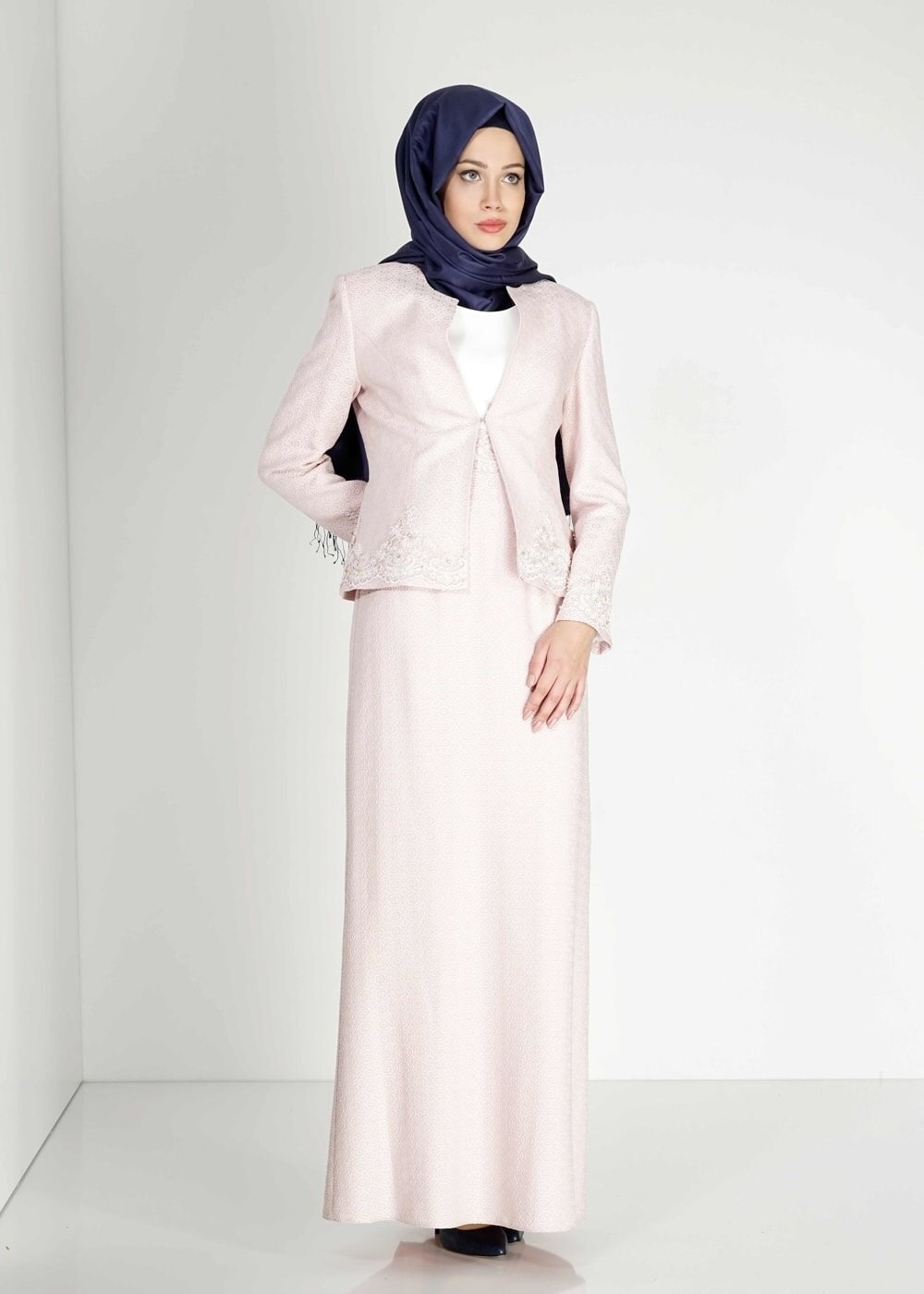 Tesettür giyim PUDRA NAKIŞ DETAYLI JAKAR İKİLİ ELBİSELİ TAKIM 3121