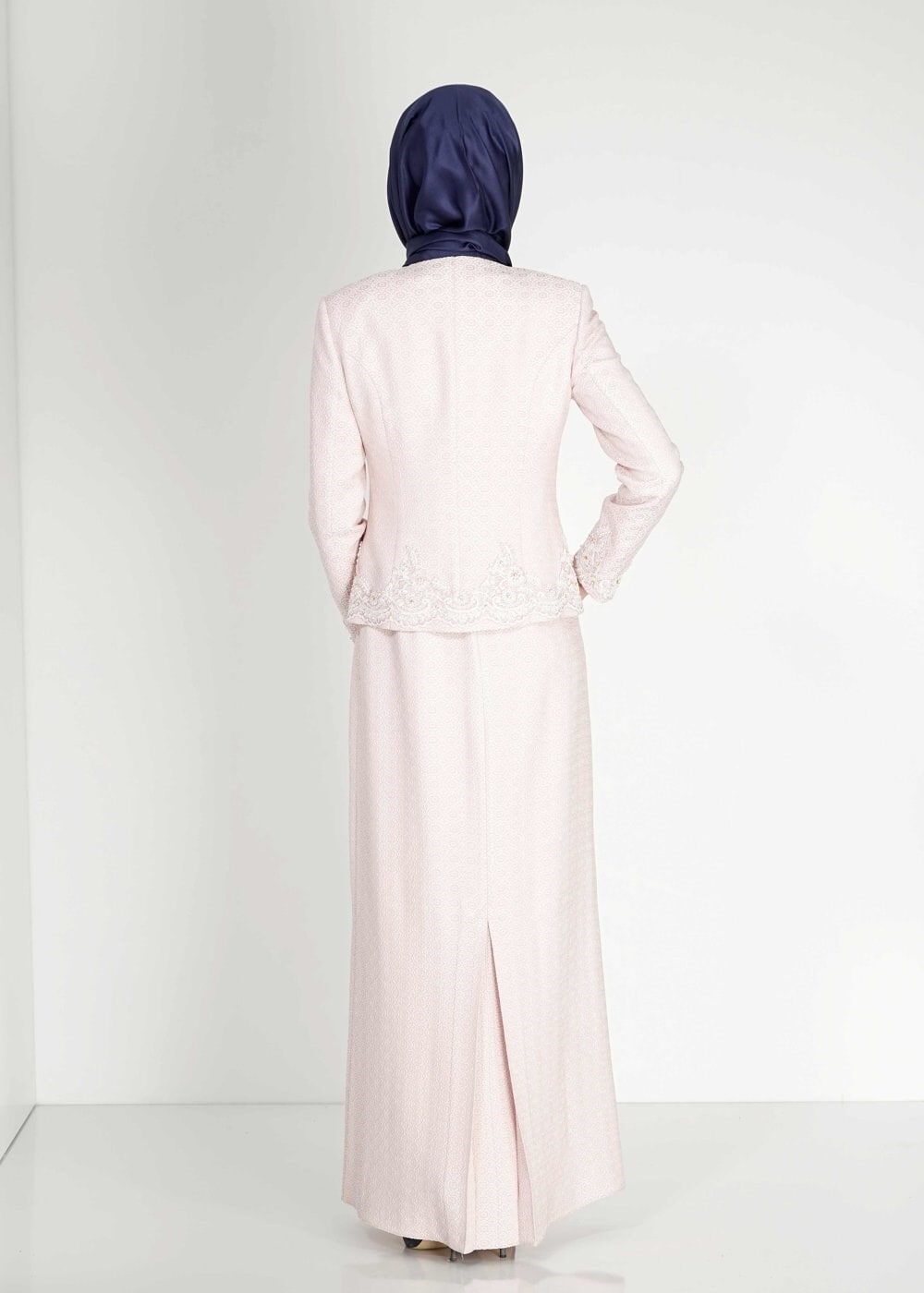 Tesettür giyim PUDRA NAKIŞ DETAYLI JAKAR İKİLİ ELBİSELİ TAKIM 3121