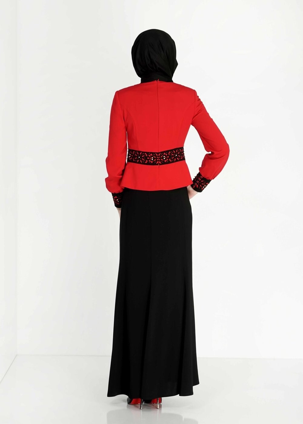 Tesettür giyim KIRMIZI BONCUK DETAYLI ETEKLİ TAKIM 3138E