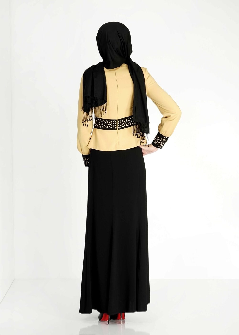 Tesettür giyim SARI BONCUK DETAYLI ETEKLİ TAKIM 3138E