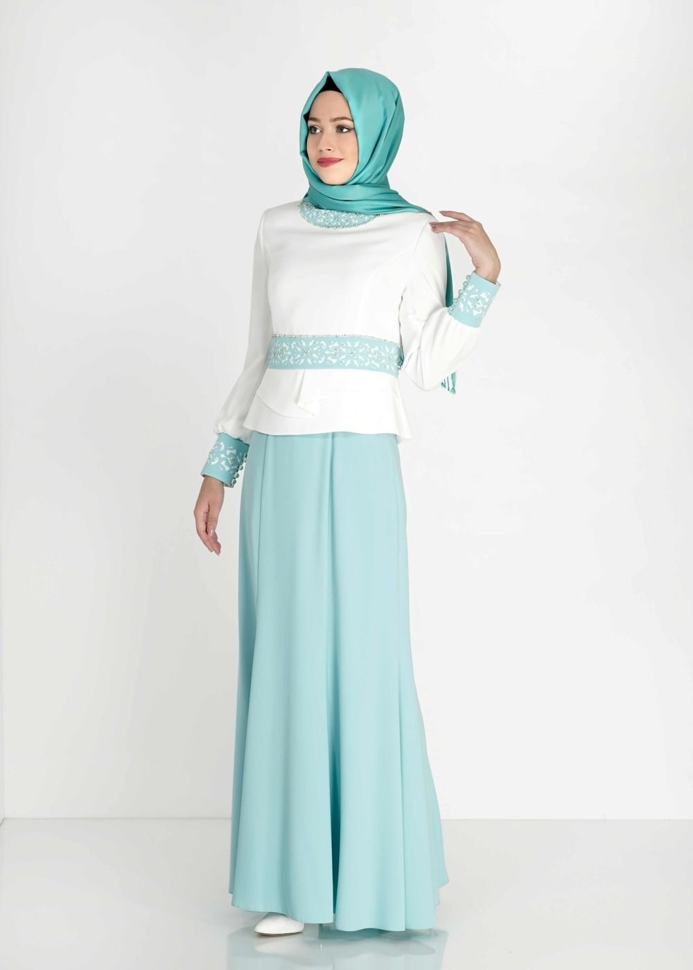 Hijab clothing BEIGE BEADED SKIRTED SUIT 3138E