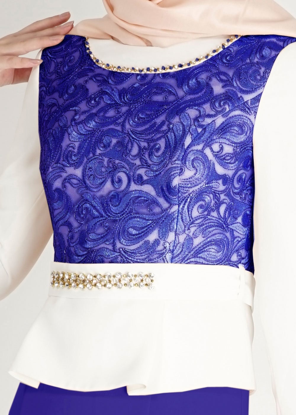 Tesettür giyim LACİVERT DESENLİ TAŞ DETAYLI ABİYE ELBİSE 3140