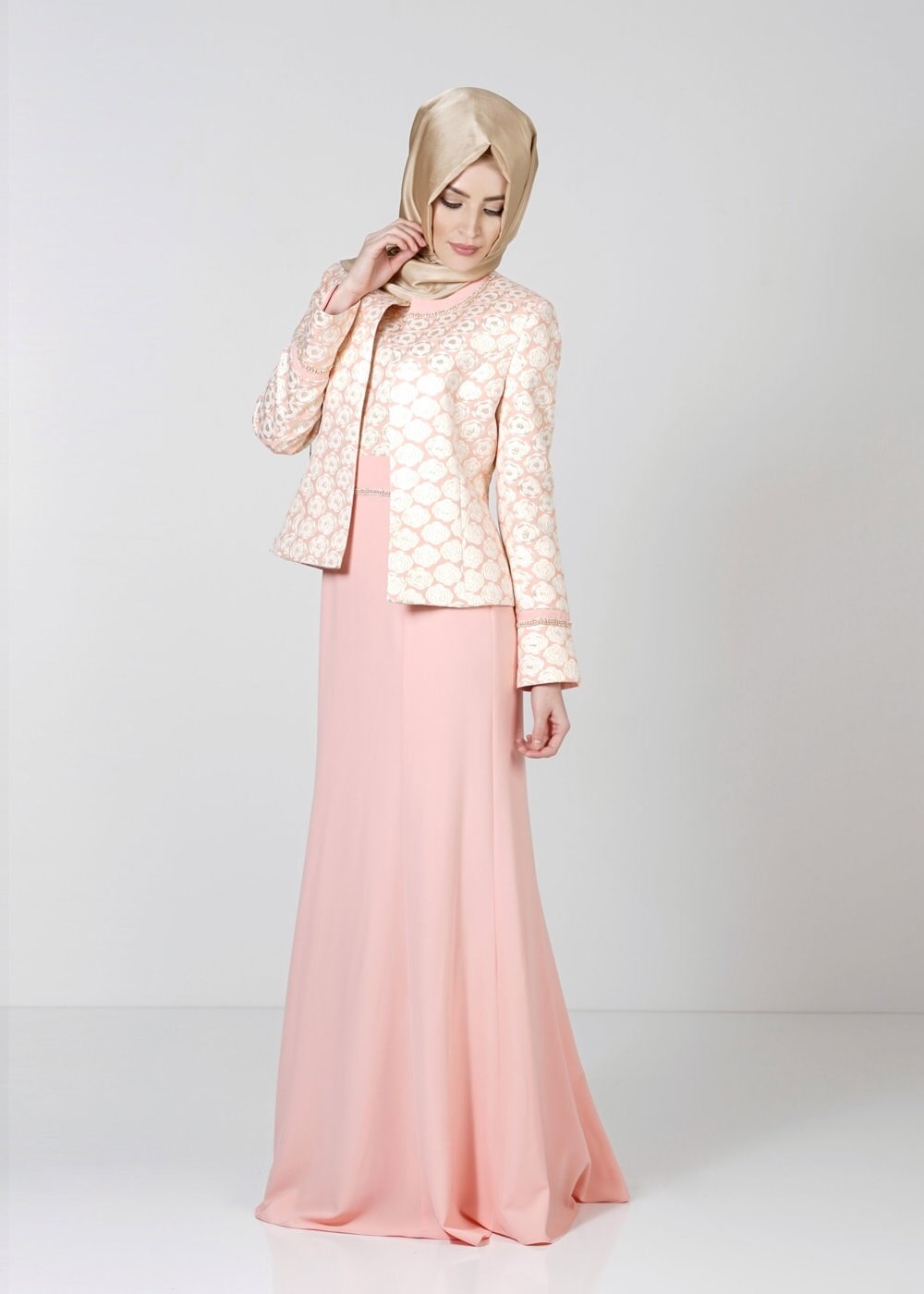 Tesettür giyim PUDRA ÇİÇEK DESENLİ İKİLİ ELBİSELİ TAKIM 3143