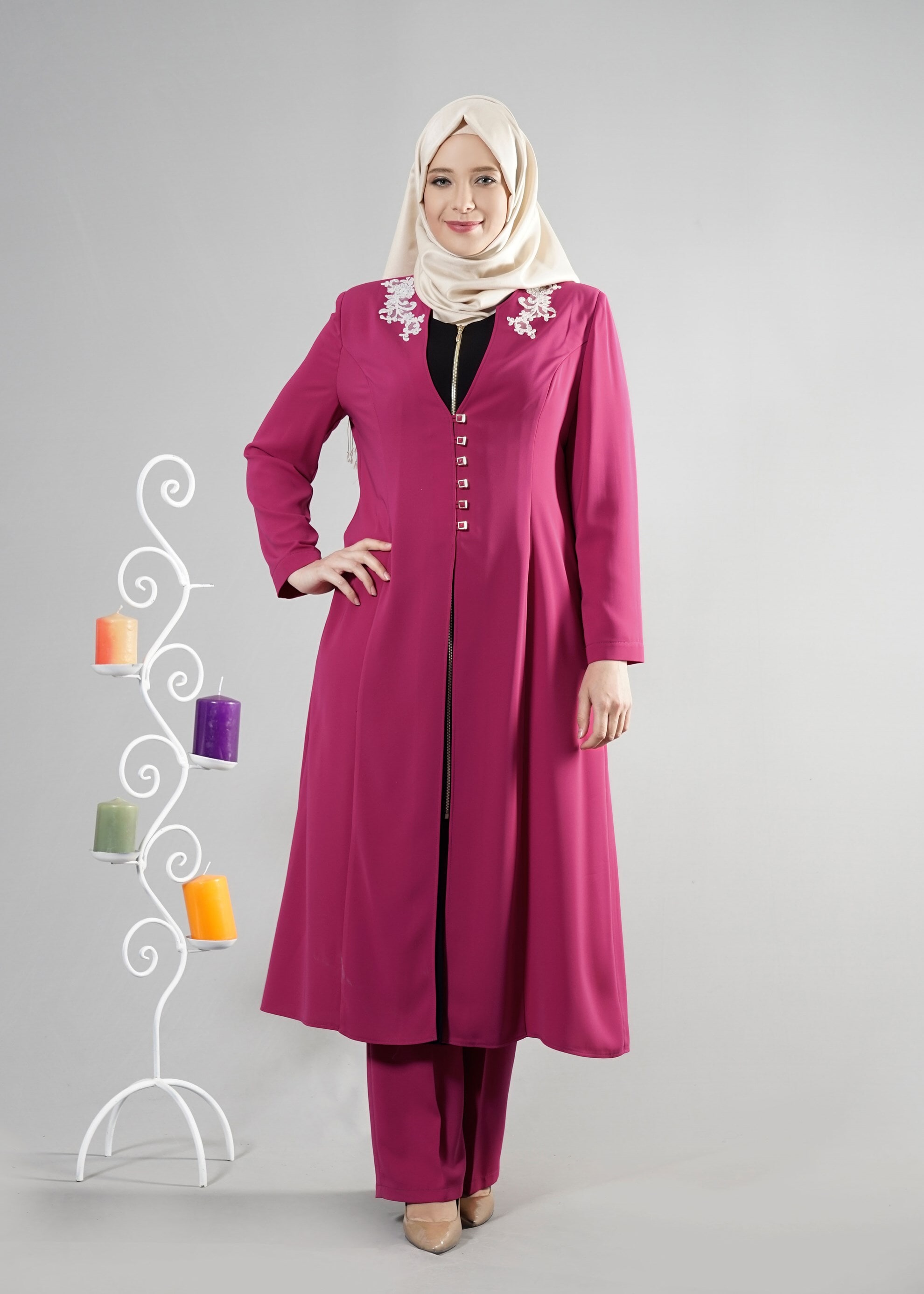 Tesettür giyim FUŞYA İŞLEME DETAYLI DÜĞMELİ İKİLİ PANTOLONLU TAKIM 3129P