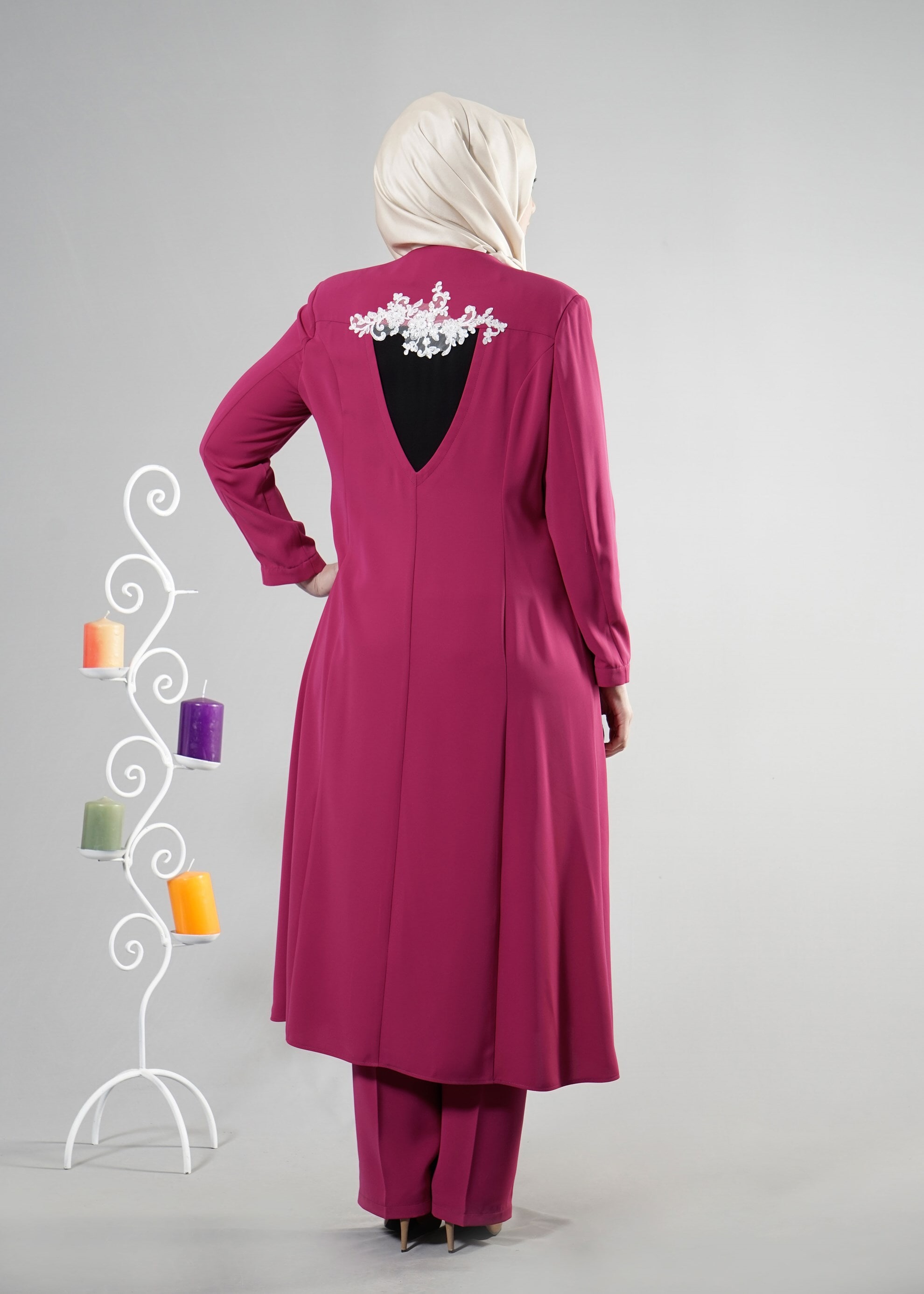 Tesettür giyim FUŞYA İŞLEME DETAYLI DÜĞMELİ İKİLİ PANTOLONLU TAKIM 3129P