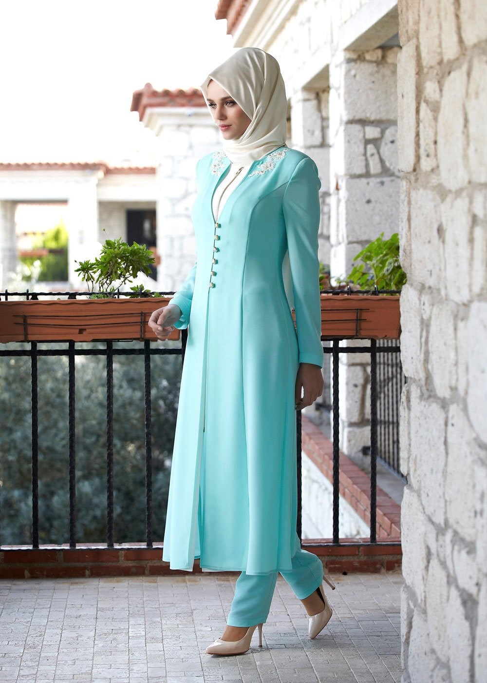 Tesettür giyim YEŞİL İŞLEME DETAYLI DÜĞMELİ İKİLİ PANTOLONLU TAKIM 3129P