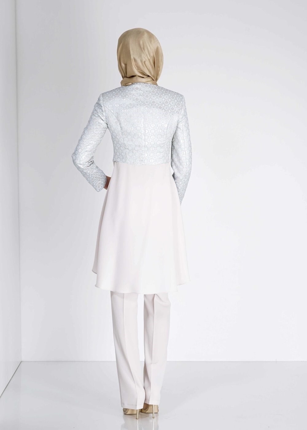 Tesettür giyim MAVİ DESENLİ TAŞ DETAYLI İKİLİ PANTOLONLU TAKIM 3136