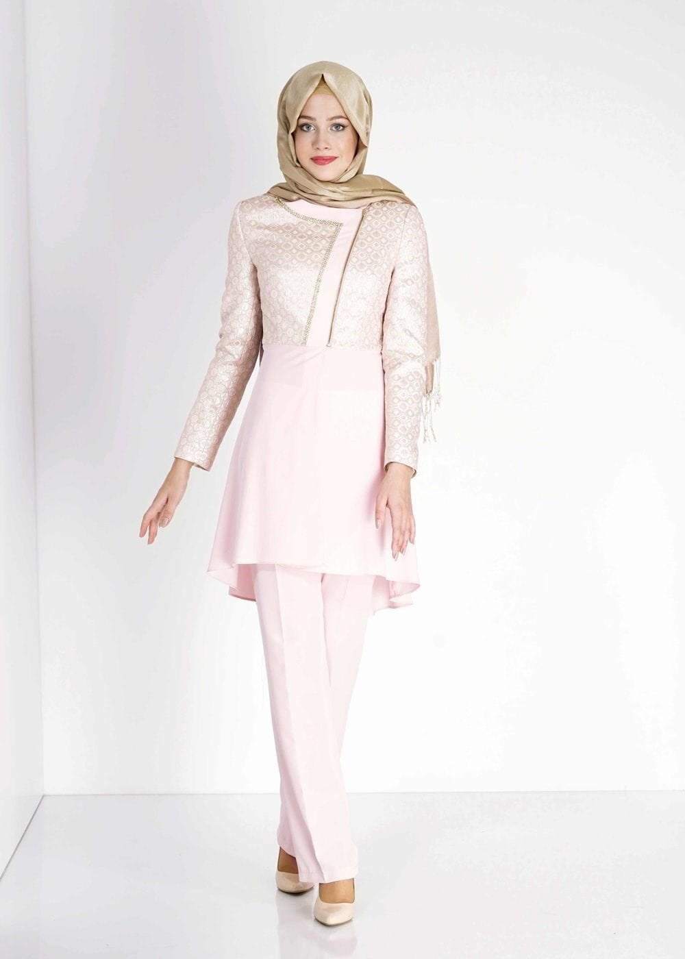 Tesettür giyim PUDRA DESENLİ TAŞ DETAYLI İKİLİ PANTOLONLU TAKIM 3136
