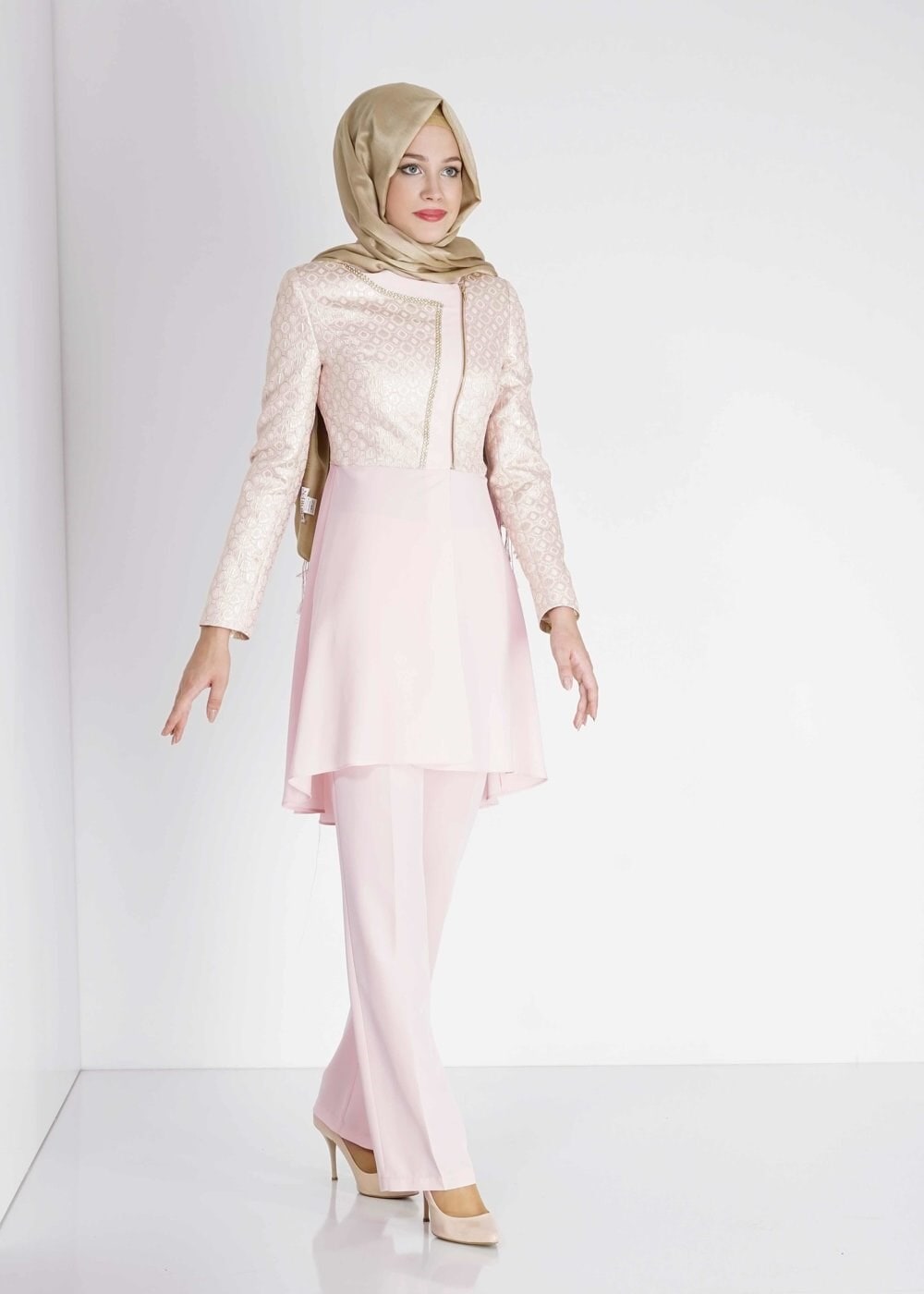 Tesettür giyim PUDRA DESENLİ TAŞ DETAYLI İKİLİ PANTOLONLU TAKIM 3136
