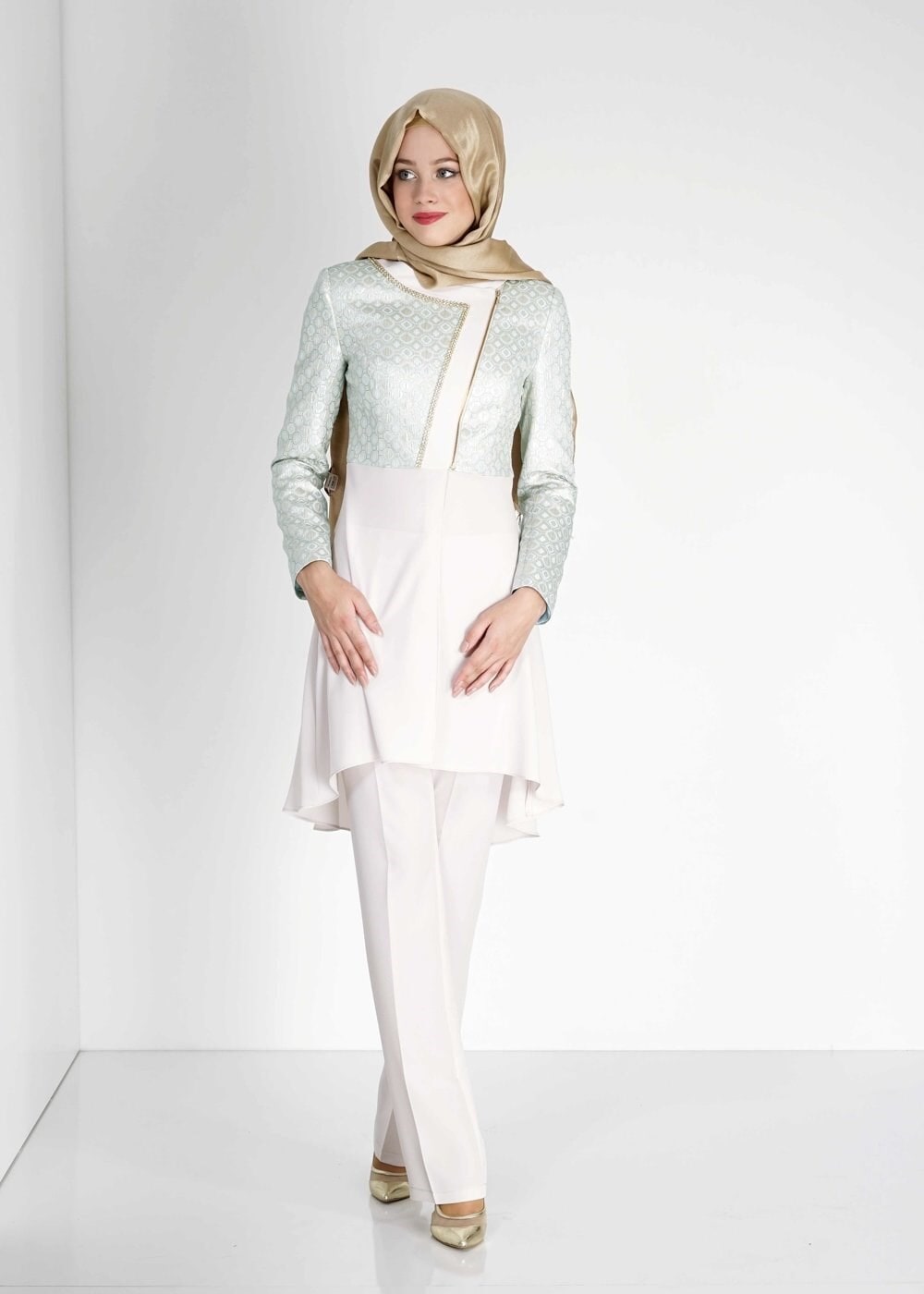 Tesettür giyim YEŞİL DESENLİ TAŞ DETAYLI İKİLİ PANTOLONLU TAKIM 3136