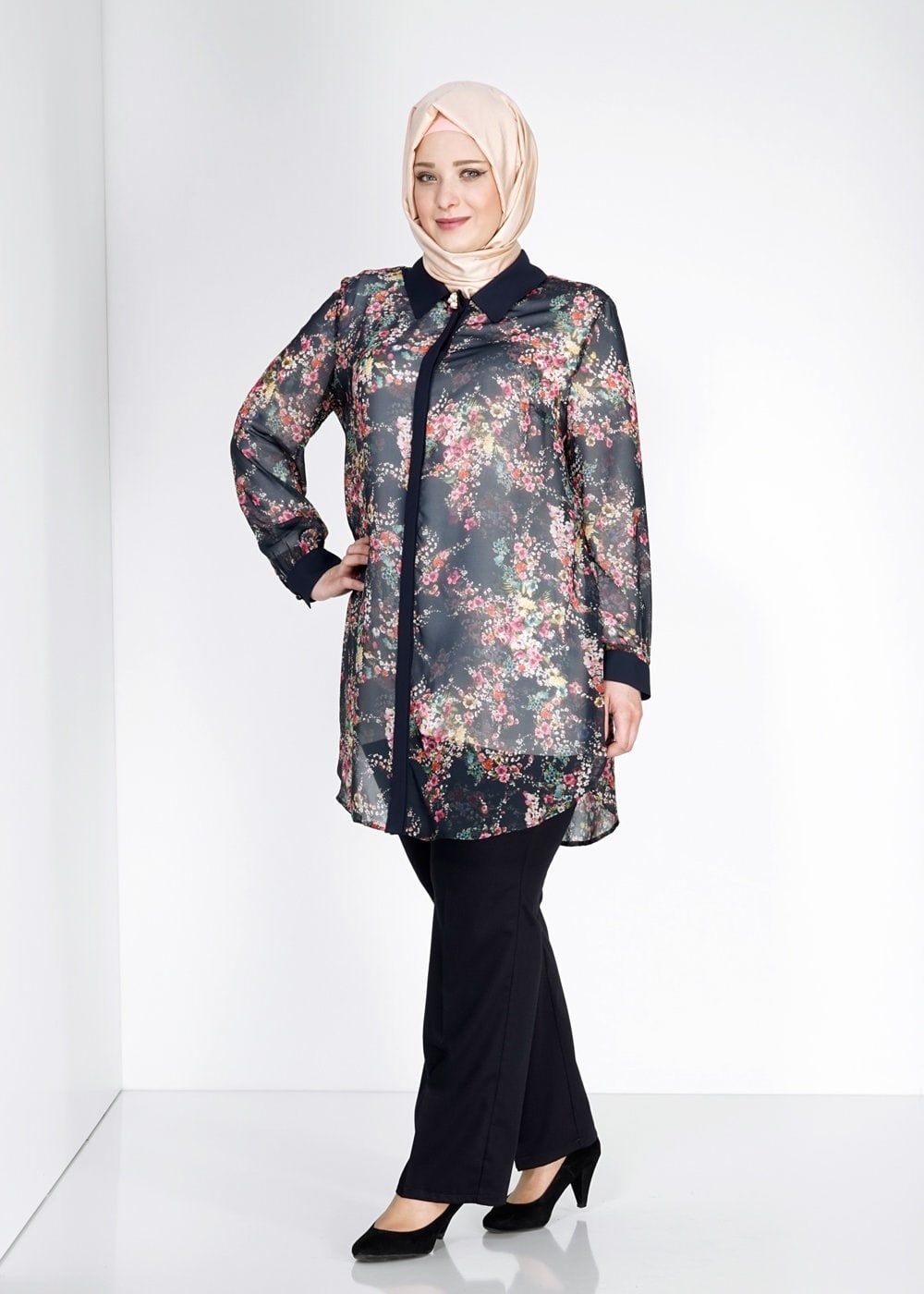 Tesettür giyim LACİVERT DESENLİ TUNİK 2464