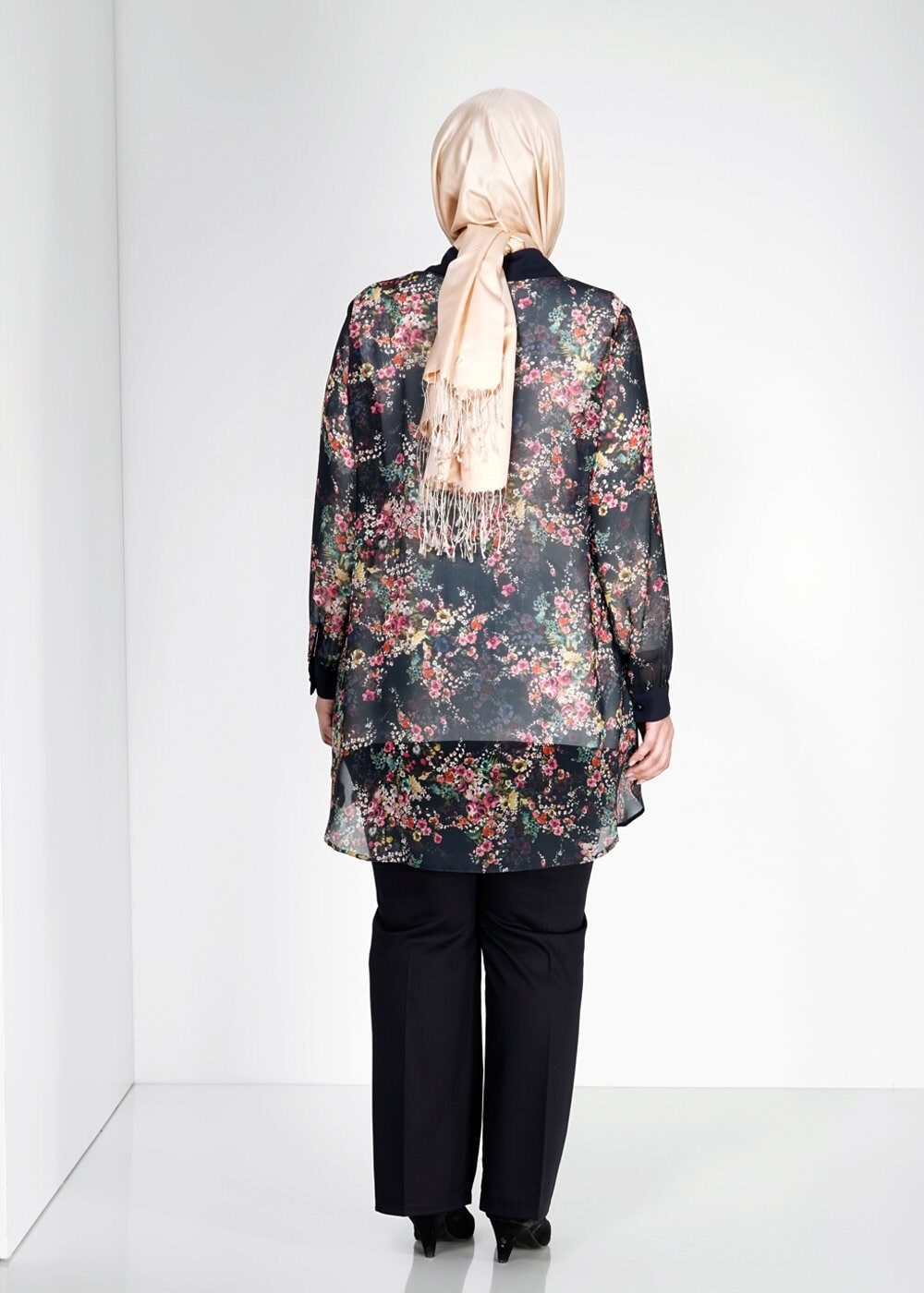 Tesettür giyim LACİVERT DESENLİ TUNİK 2464