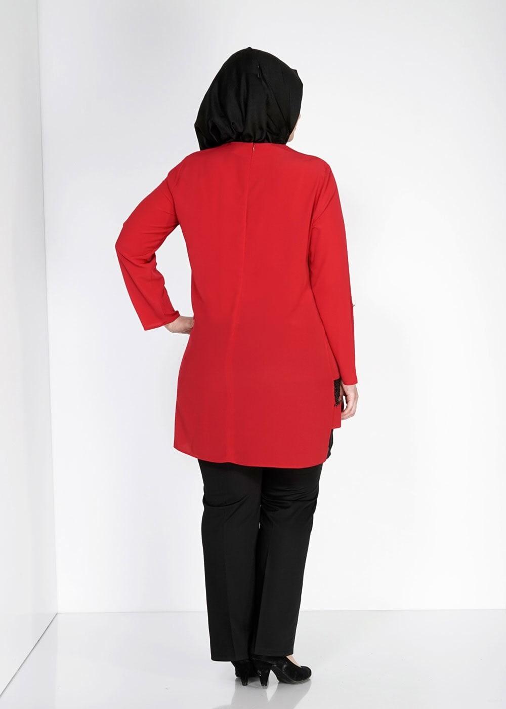 Tesettür giyim BORDO İŞLEME DETAYLI TUNİK 2476