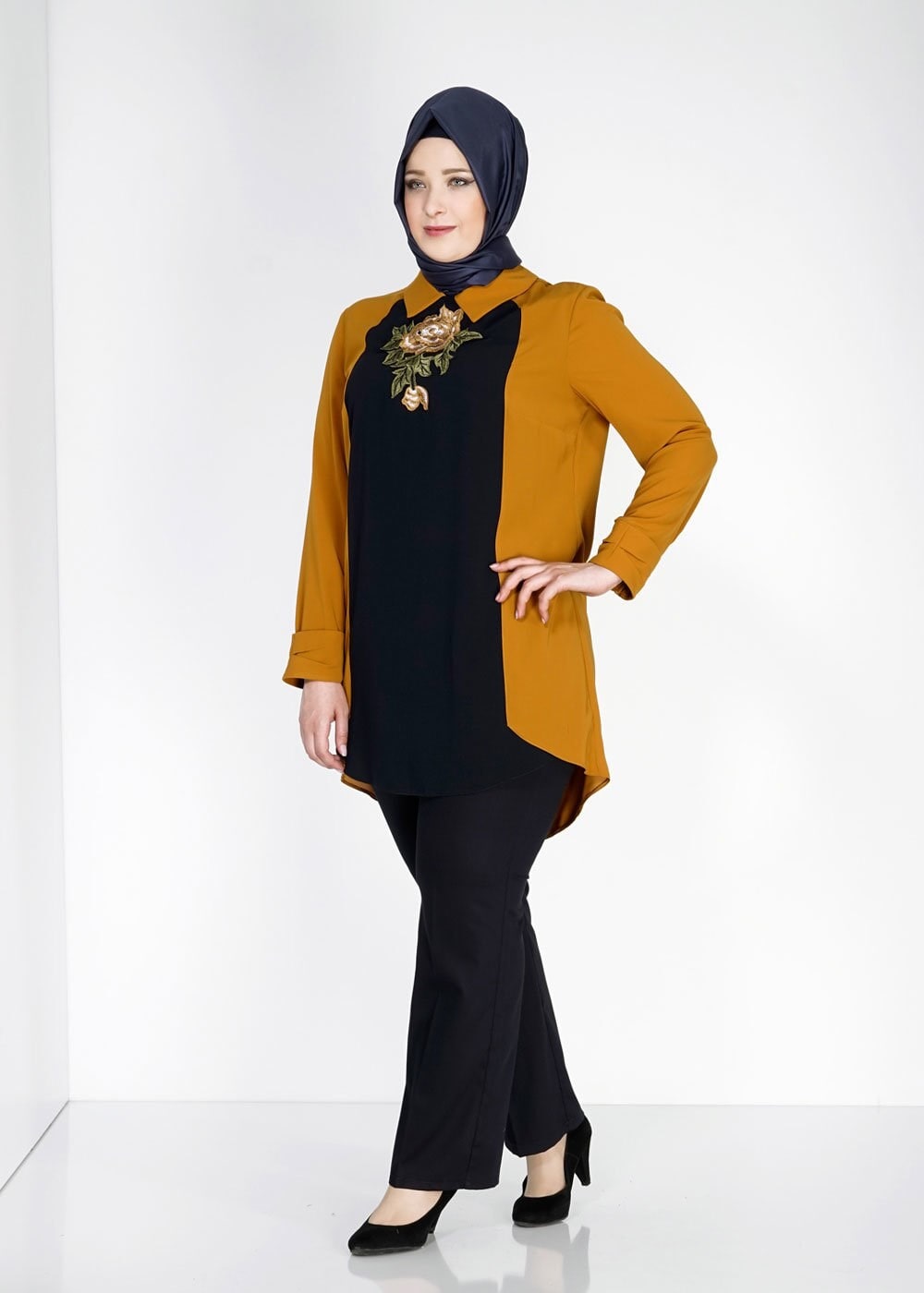 Tesettür giyim SARI ÇİÇEK NAKIŞLI TUNİK 2486