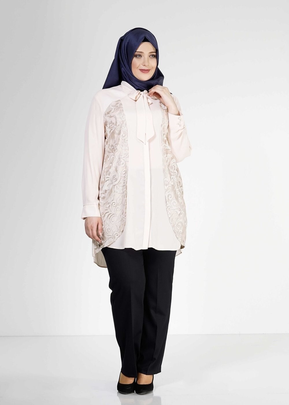 Tesettür giyim PUDRA NAKIŞ DETAYLI TUNİK  2490 