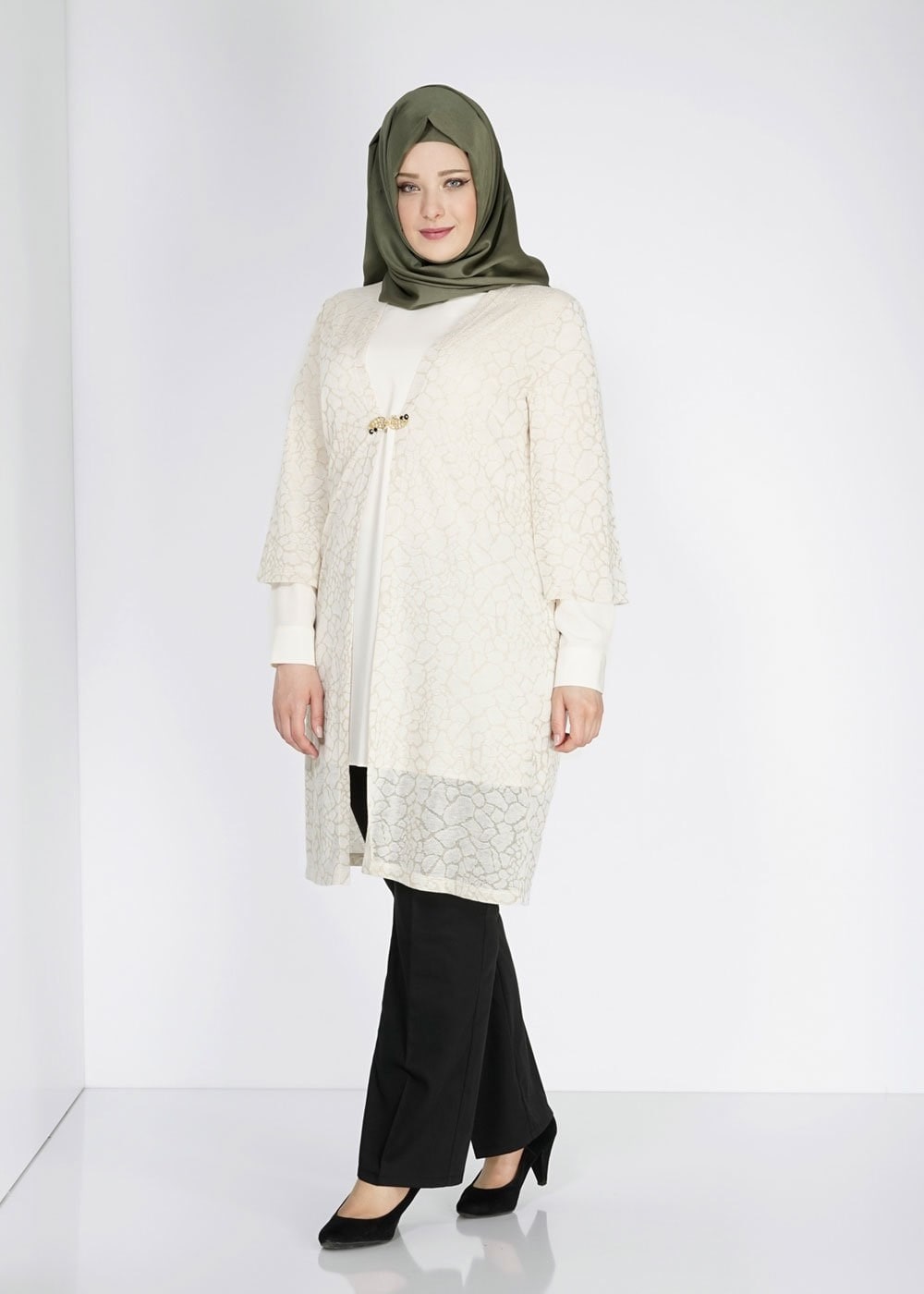 Tesettür giyim BEJ DESENLİ İKİLİ TUNİK 2504