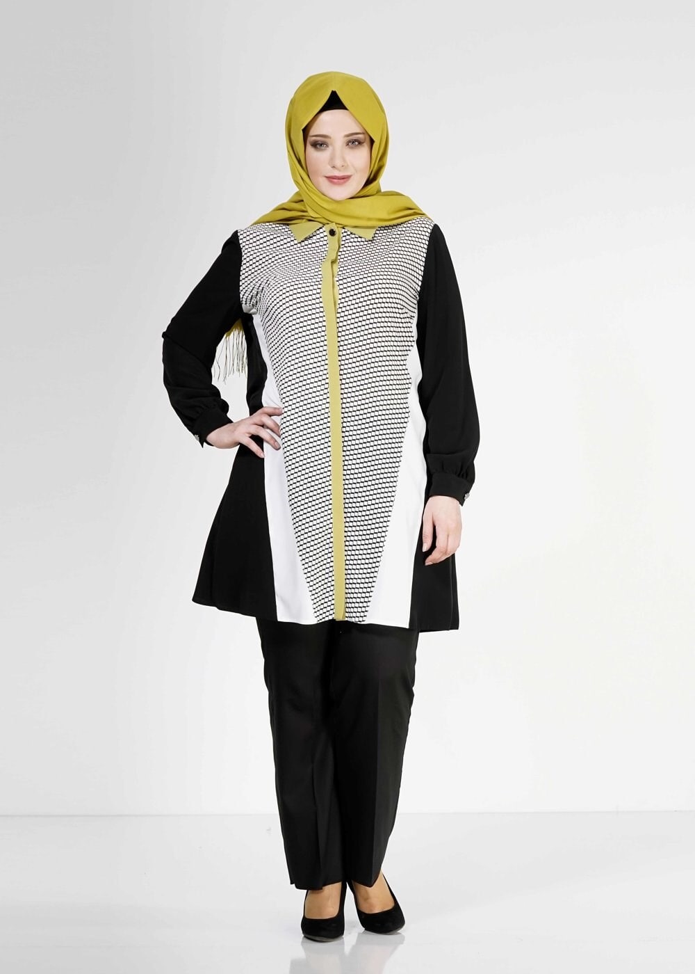 Tesettür giyim SİYAH ÇOK RENKLİ TUNİK 2511 