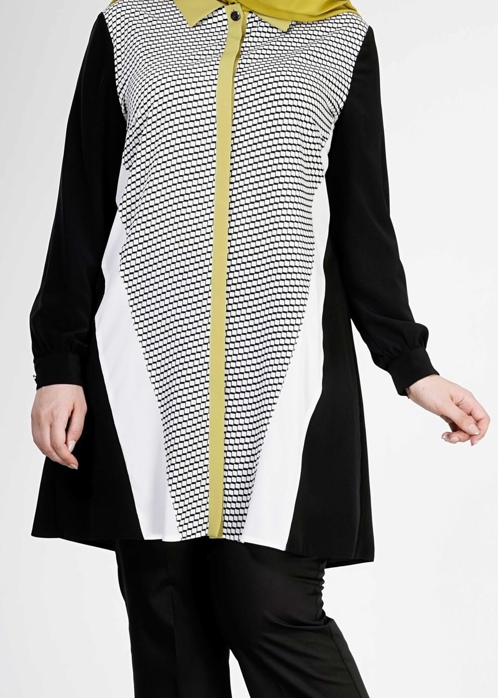 Tesettür giyim SİYAH ÇOK RENKLİ TUNİK 2511 