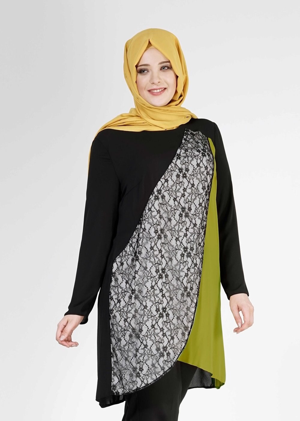 Tesettür giyim YEŞİL DANTEL DETAYLI TUNİK 2517