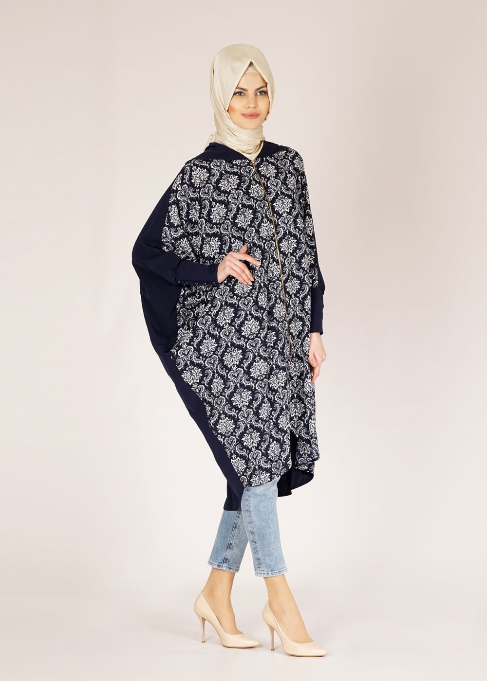 Tesettür giyim LACİVERT  DESENLİ KAPÜŞONLU TUNİK 4493