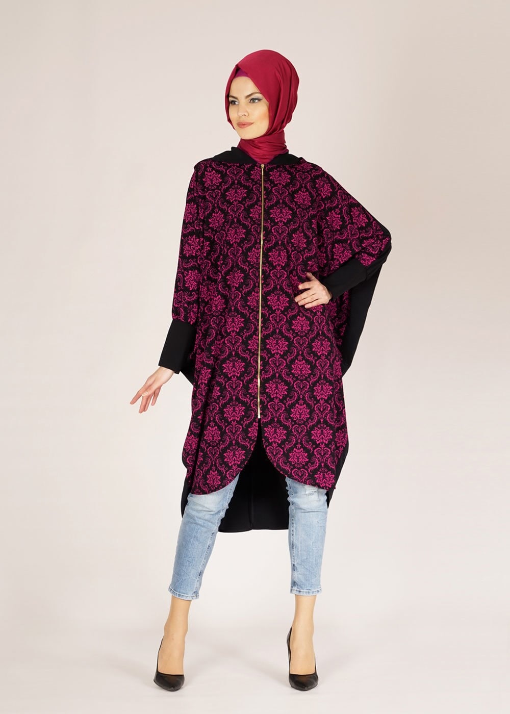 Tesettür giyim SİYAH  DESENLİ KAPÜŞONLU TUNİK 4493