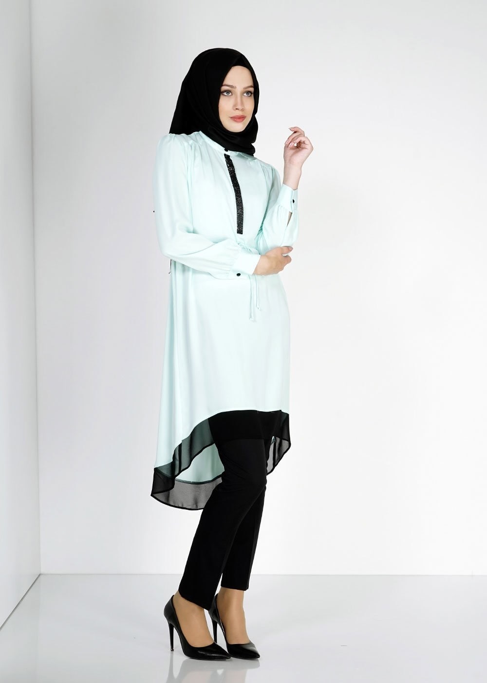 Tesettür giyim YEŞİL TAŞ DETAYLI ASİMETRİK KESİM TUNİK 4606