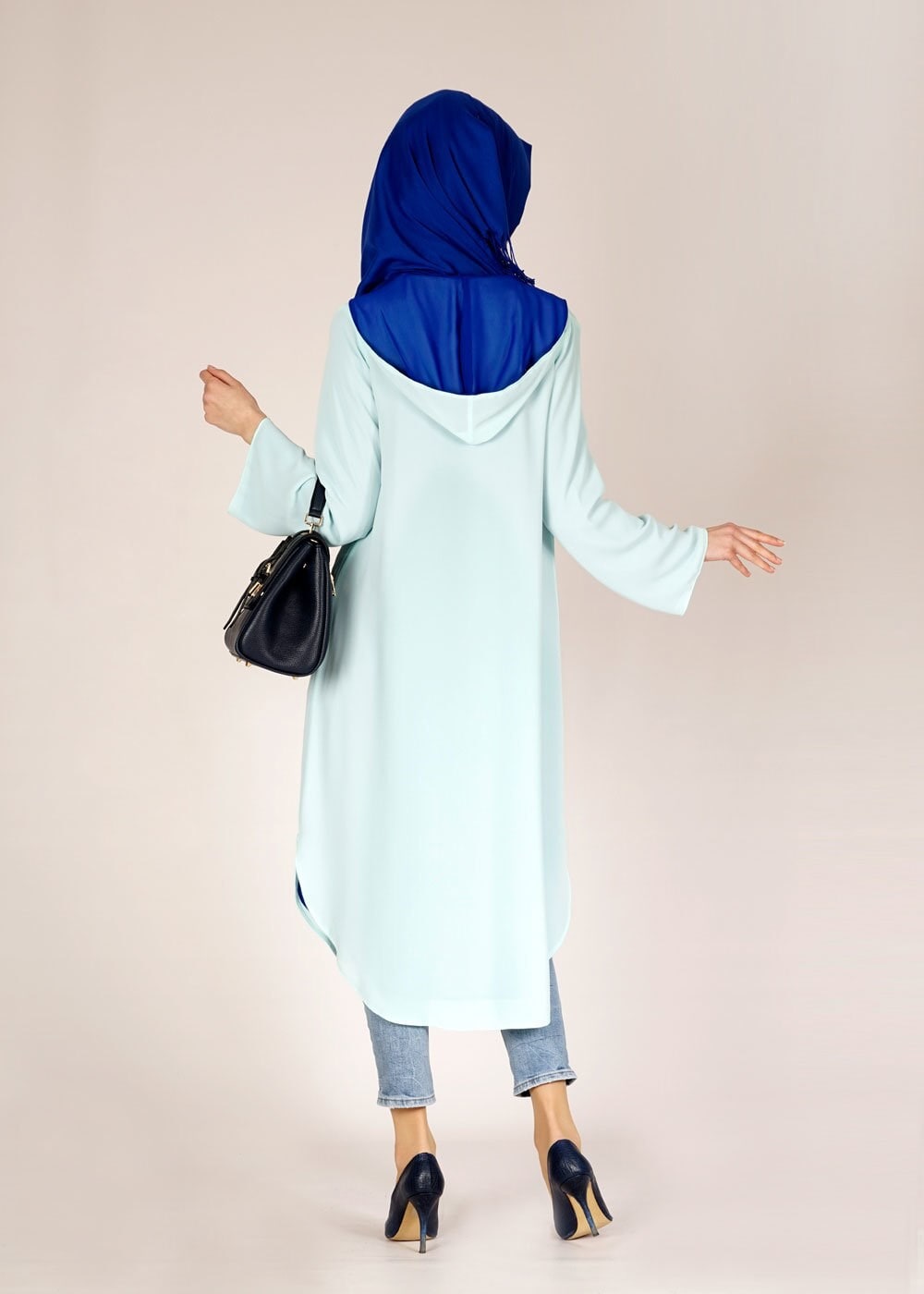 Tesettür giyim YEŞİL PÜSKÜL DETAYLI TUNİK  4613