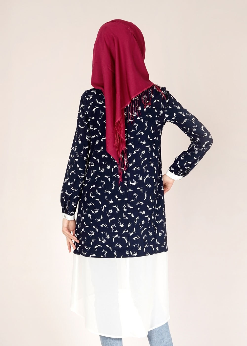 Tesettür giyim LACİVERT DESENLİ TAŞ DETAYLI TUNİK 4618