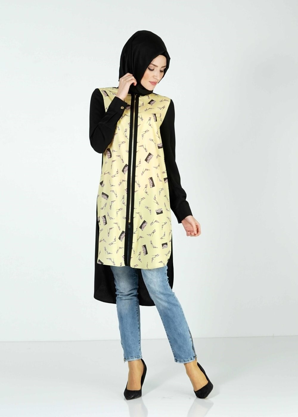 Tesettür giyim SİYAH ASİMETRİK KESİM DESENLİ TUNİK 4646