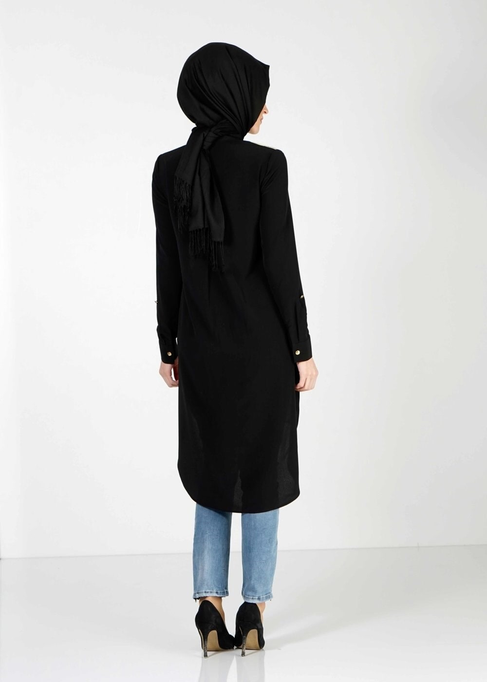 Tesettür giyim SİYAH ASİMETRİK KESİM DESENLİ TUNİK 4646