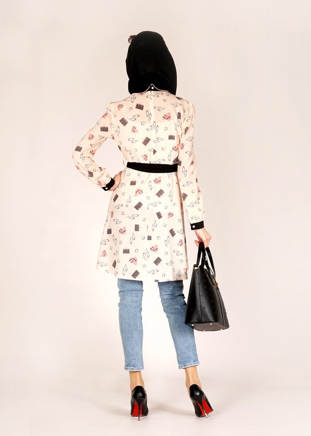 Tesettür giyim PUDRA DESENLİ BEBEK YAKALI TUNİK 4679