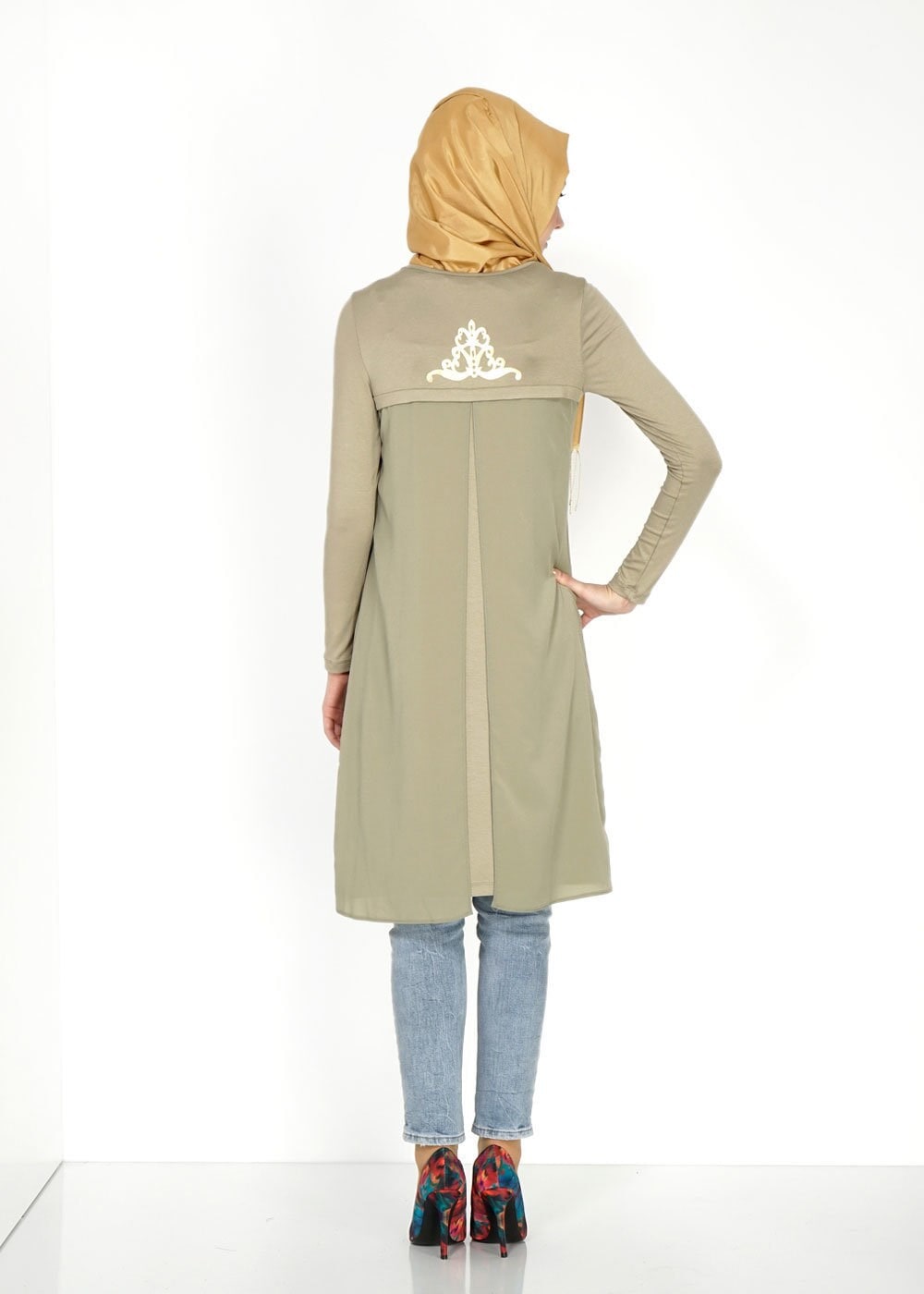 Tesettür giyim HAKİ İŞLEME DETAYLI TUNİK 4692