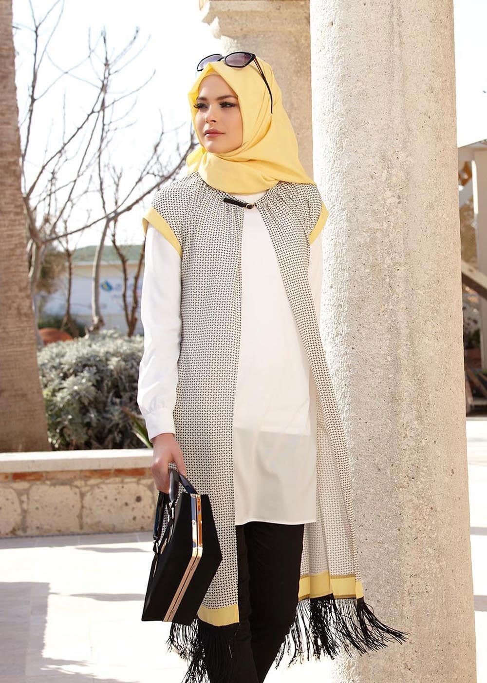 Tesettür giyim BEJ PÜSKÜL DETAYLI TUNİK 4710