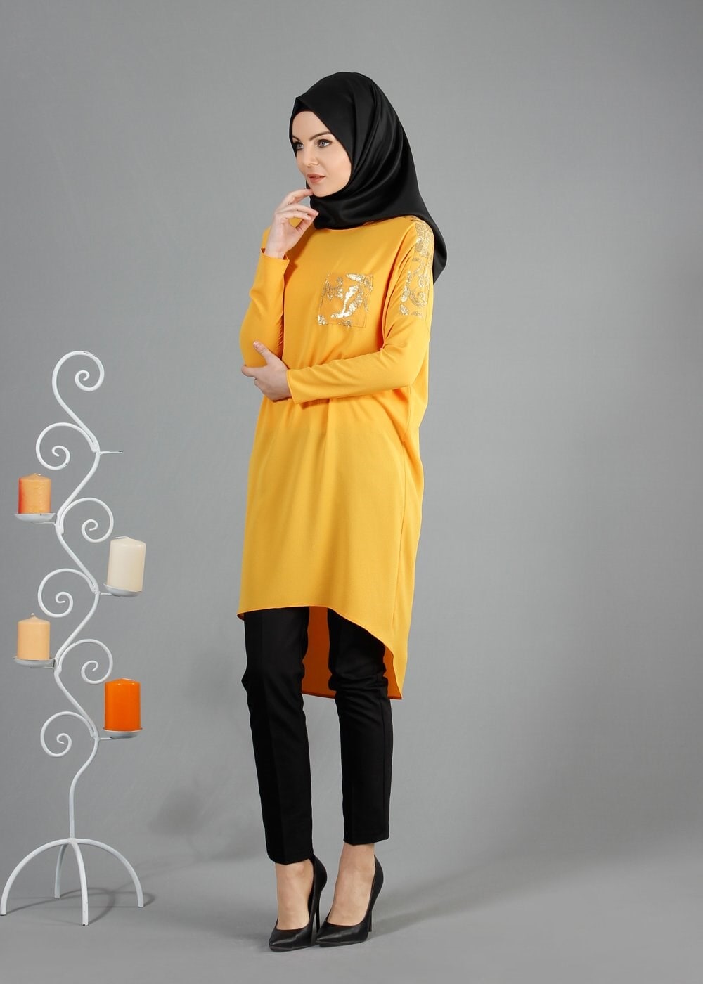 Tesettür giyim SARI DESENLİ ASİMETRİK KESİM TUNİK 4722