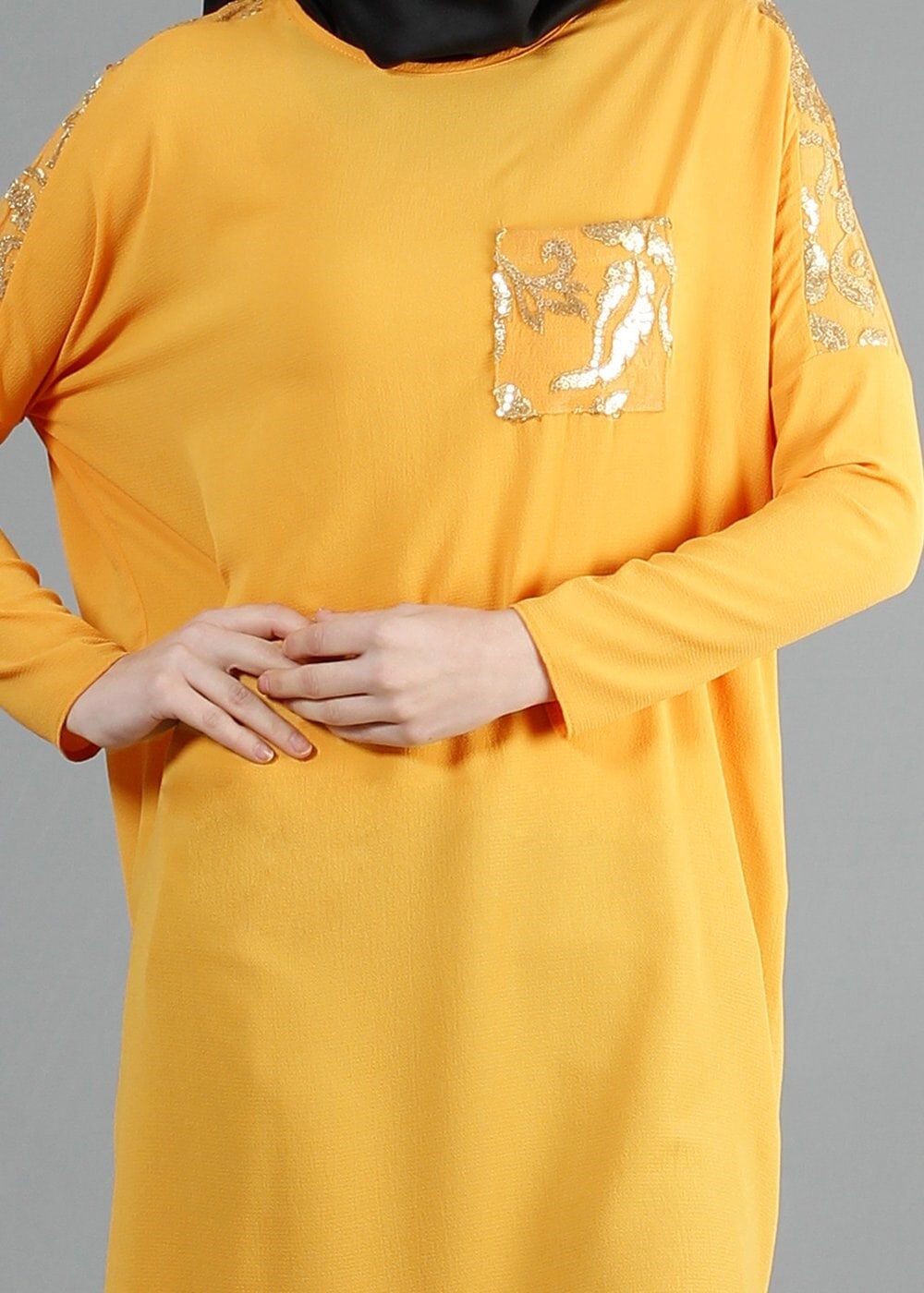 Tesettür giyim SARI DESENLİ ASİMETRİK KESİM TUNİK 4722
