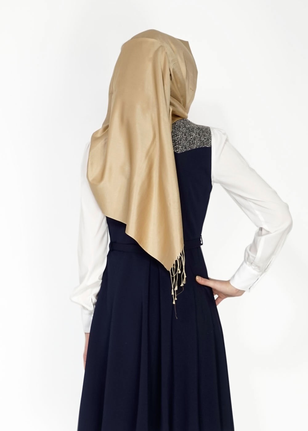 Tesettür giyim LACİVERT İŞLEMELİ VOLANLI İKİLİ TUNİK 4723