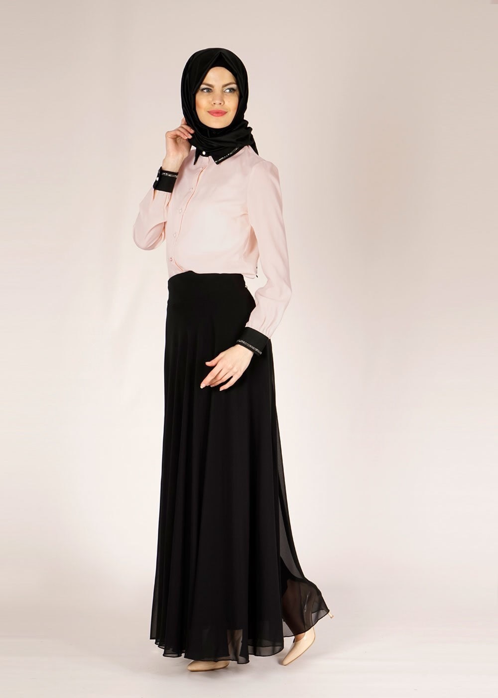 Tesettür giyim PUDRA YAKASI VE MANŞETLERİ TAŞ İŞLEMELİ BLUZ 4727