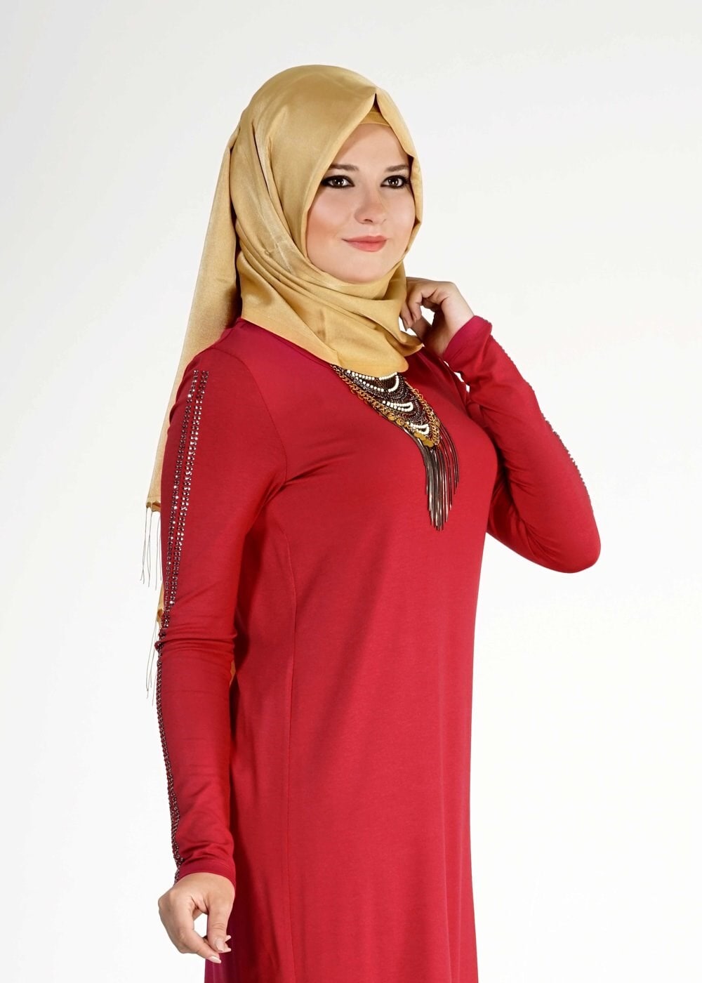 Tesettür giyim KIRMIZI TAŞ İŞLEME DETAYLI TUNİK 4732