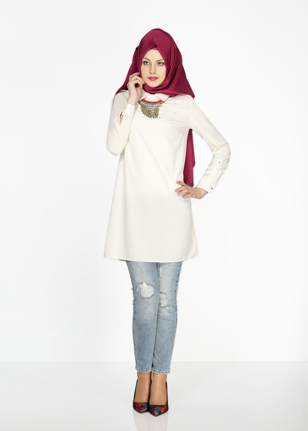 Tesettür giyim EKRU GÖMLEK YAKA MANŞETLERİ DÜĞMELİ TUNİK 4741