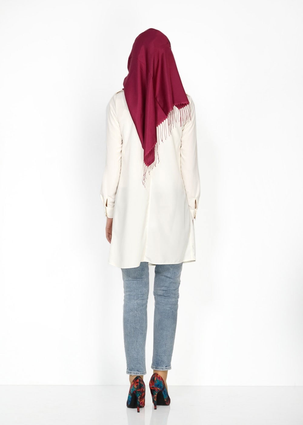 Tesettür giyim EKRU GÖMLEK YAKA MANŞETLERİ DÜĞMELİ TUNİK 4741