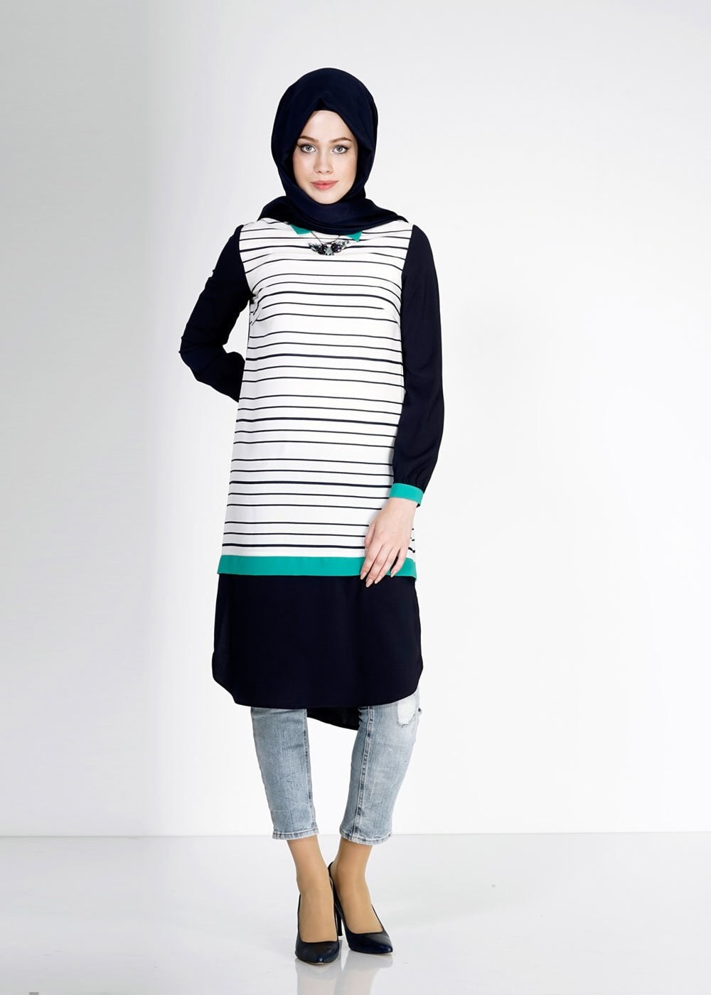 Tesettür giyim LACİVERT ÇİZGİLİ GÖMLEK YAKA KREP TUNİK 4788