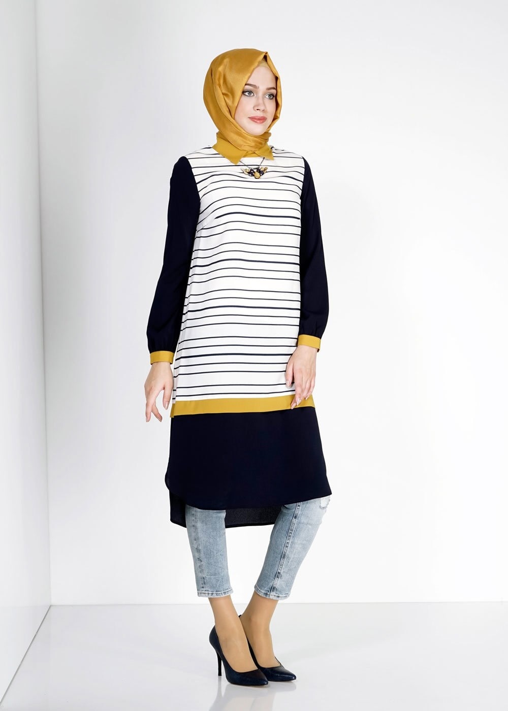 Tesettür giyim LACİVERT ÇİZGİLİ GÖMLEK YAKA KREP TUNİK 4788