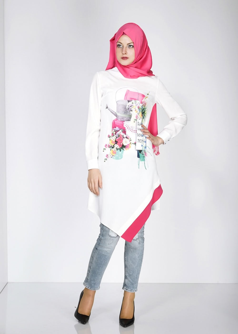 Tesettür giyim BEJ DESENLİ TUNİK 4832