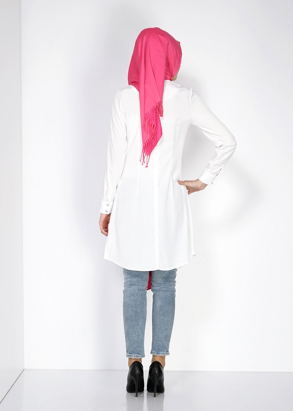 Tesettür giyim BEJ DESENLİ TUNİK 4832