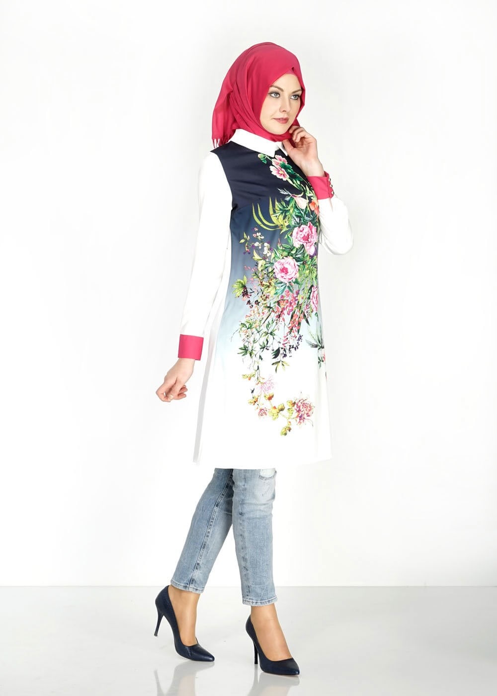 Tesettür giyim BEJ DESENLİ TUNİK 4843