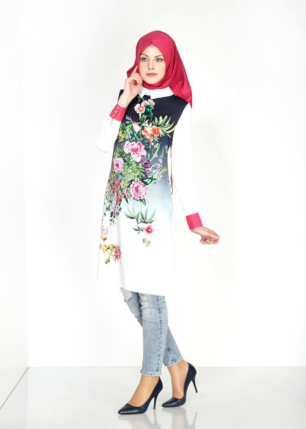 Tesettür giyim BEJ DESENLİ TUNİK 4843