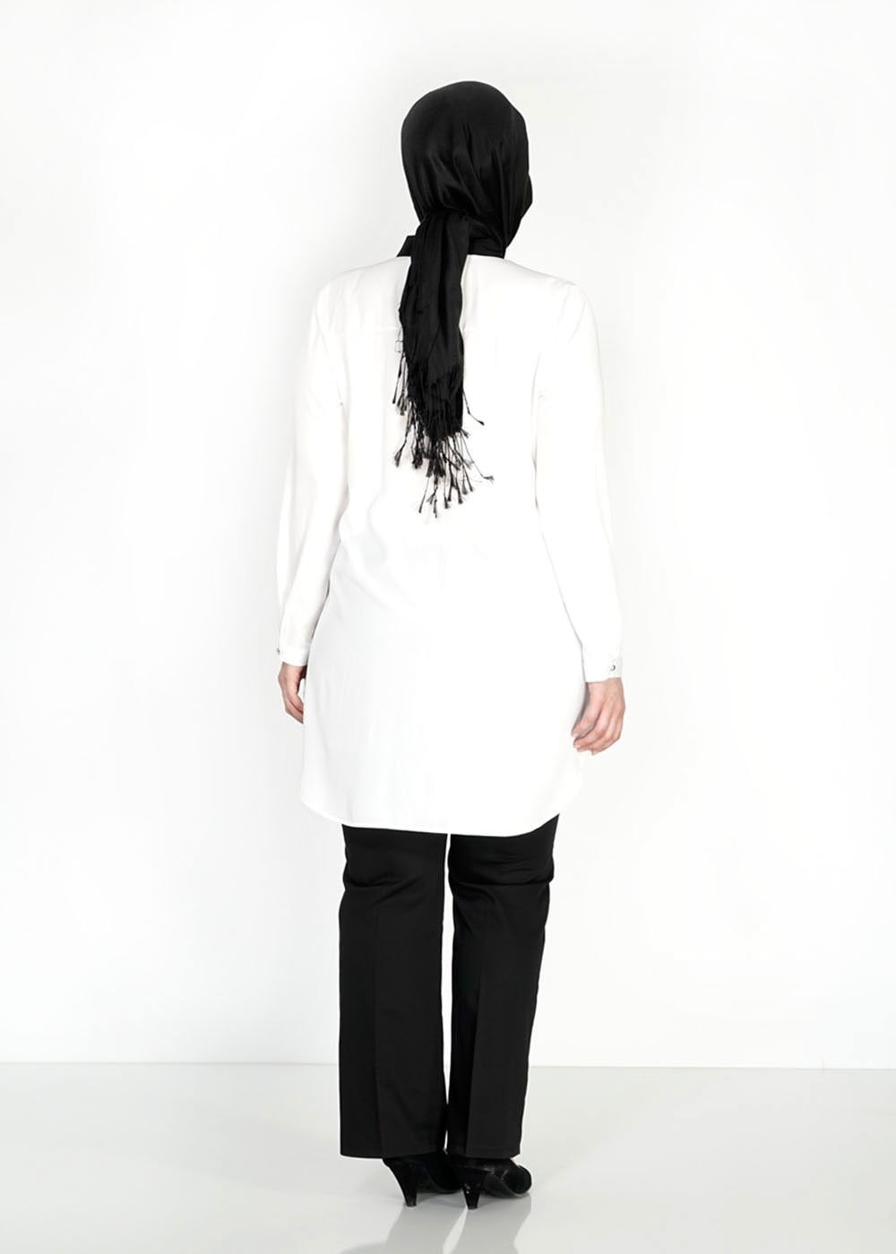 Tesettür giyim BEJ ÇİÇEK DESENLİ TUNİK 4850