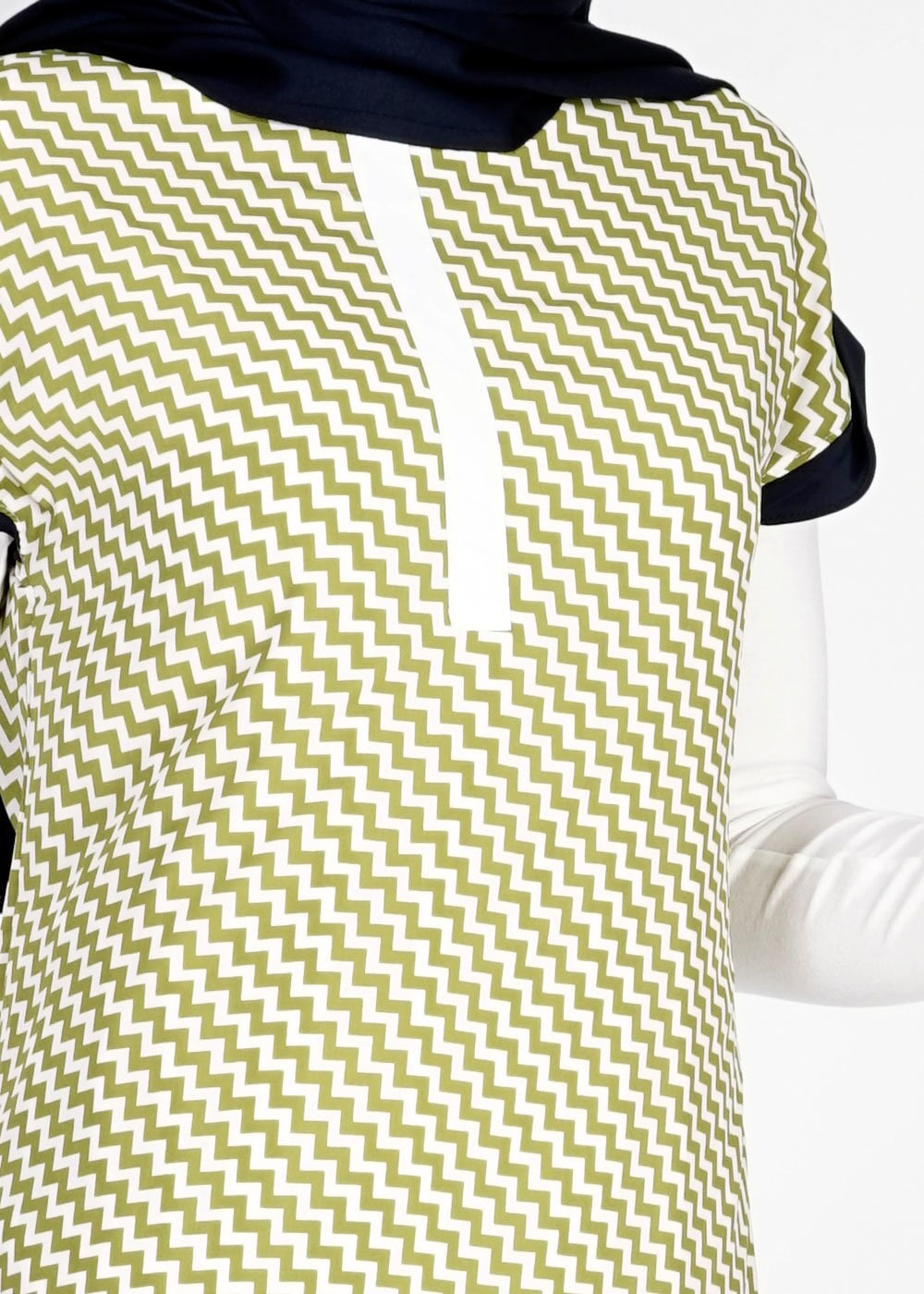 Tesettür giyim YEŞİL ZİKZAK DESENLİ TUNİK 4873